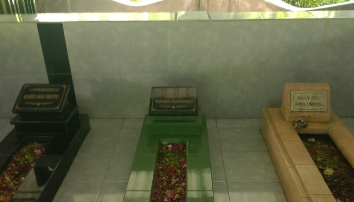 Jejak Sejarah di Desa Padangan: Makam Para Tokoh Leluhur yang Dihormati Masyarakat