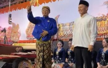 Ahmad Baharudin Hadiri Acara Bersih Desa Di Balai Desa Gedangan