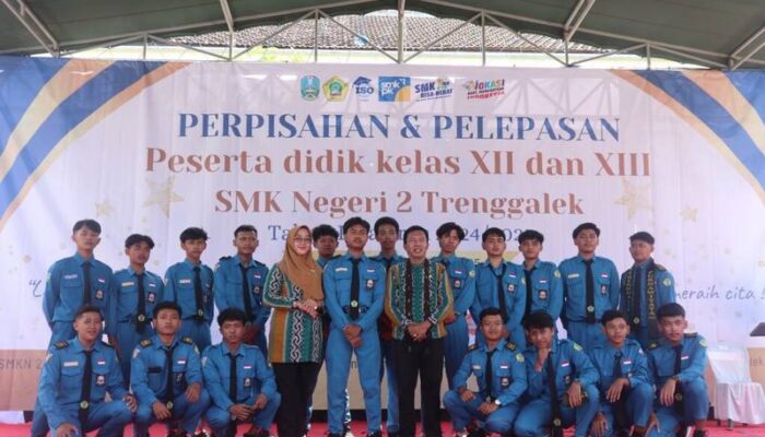 Acara Pelepasan Anak Didik Kelas XII SMKN 2 Trenggalek Penuh Kesan Tersendiri.