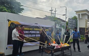 Polres Trenggalek Hadiri Proses Pemusnahan Barang Bukti