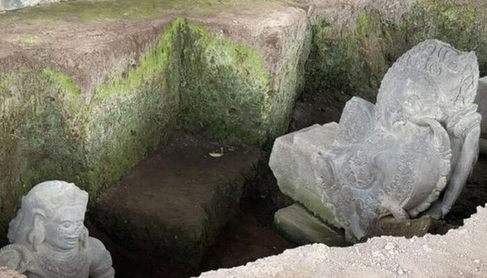 Menggemparkan Kabupaten Kediri, Ada Penemuan Bangunan Arca Candi Dengan Ukuran Besar Di Situs Adan – Adan.