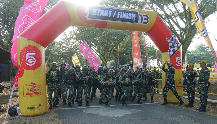 Semangat Juang Membara, Prajurit Kodam IV/Diponegoro Tunjukkan Kemampuan Terbaik di Pleton Tangkas.
