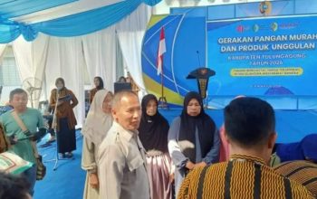 Plt Bupati Buka Gerakan Pangan Murah 2026, Warga Padati Lokasi Sejak Pagi
