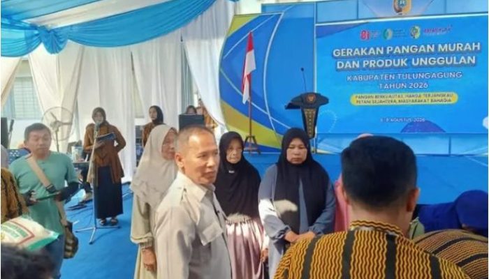 Plt Bupati Buka Gerakan Pangan Murah 2026, Warga Padati Lokasi Sejak Pagi